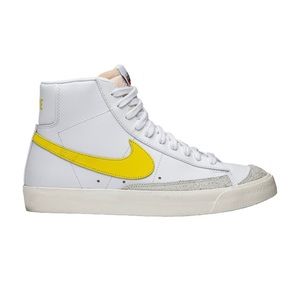 SOLD Nike Blazer Mid ‘77 Vintage Yellow Size 10
